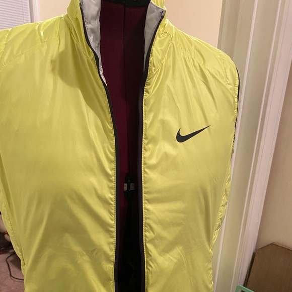Nike Jackets & Blazers - Nike best women’s